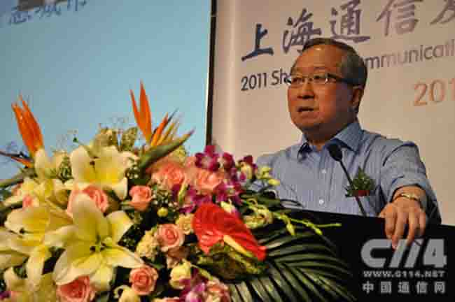 高新民：智慧城市建设应避免新瓶装老酒及纸上谈兵