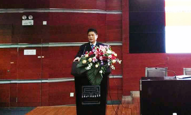 在北京师范大学2016年“物联网国际会议-IIKI2016”上。玉祥集团董事长杨冰之并“物联网及中国发展现状、政策与发展前瞻”为题作精彩演讲。